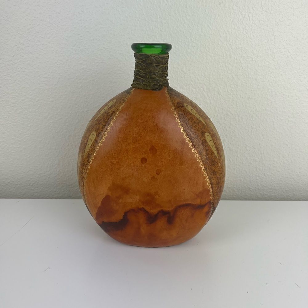 Leather OWL 1960's Mid-Century Modern Gold Italian Wrapped Wine Flask bottle dec